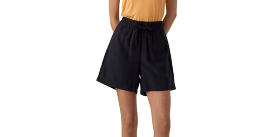 Vero Moda Shorts Carmen mit hohem Taillenbund in Schwarz ansehen