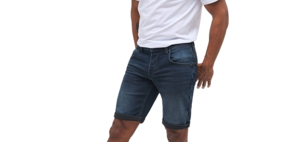 Mustang Jeans Shorts Chicago Short in Blue Black ansehen