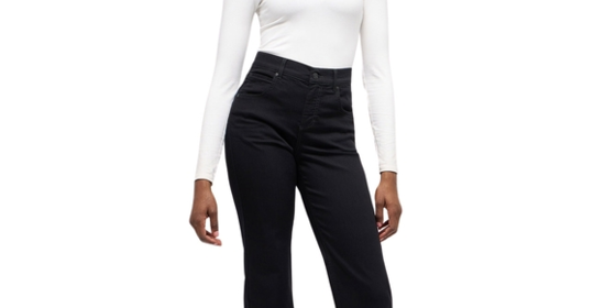 Angels Jeans Lara mit weitem Bein in Schwarz ansehen