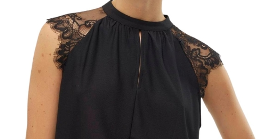 Vero Moda Spitzenbluse Milla mit Flügelärmeln in Schwarz ansehen