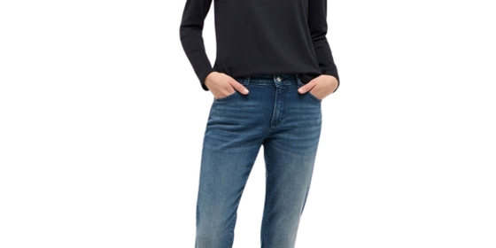 Mustang Langarmshirt Elly in Black ansehen