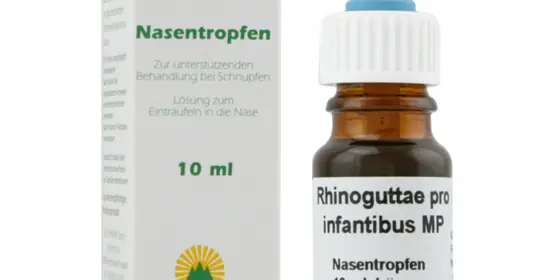 RHINOGUTTAE pro infantibus MP Nasentropfen ansehen