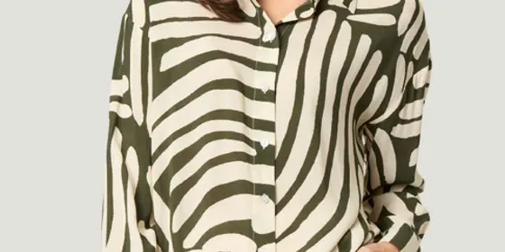 Hemdbluse ansehen