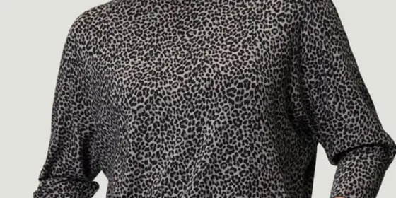Leo-Shirt ansehen